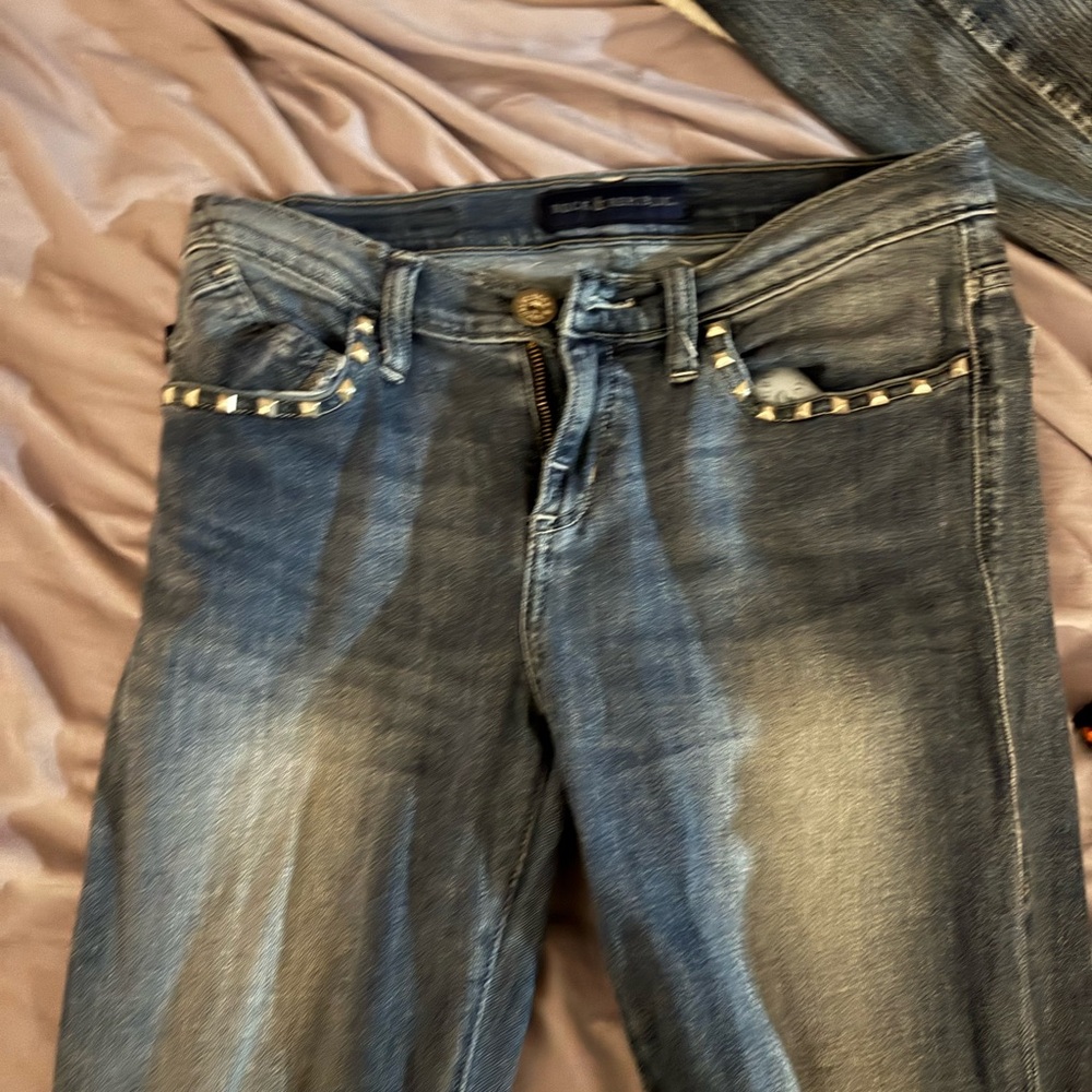 Rock & Republic Gray Studded Straight Leg Jeans